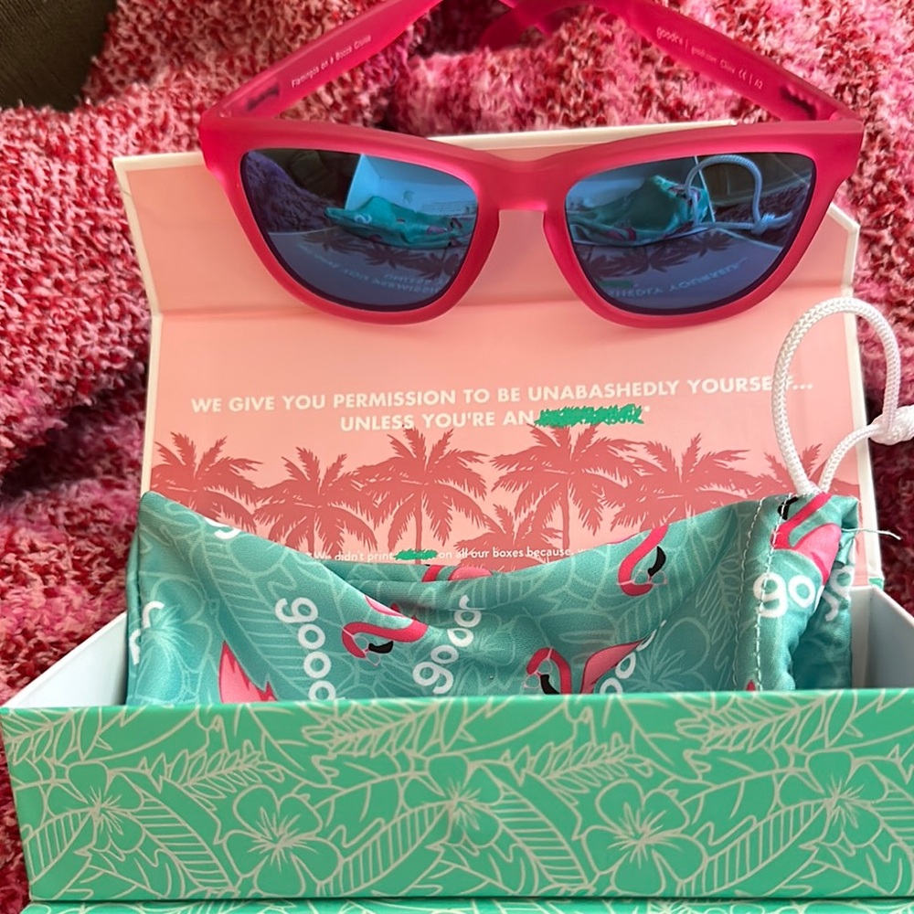 Goodr Pink Sunglasses 🩷